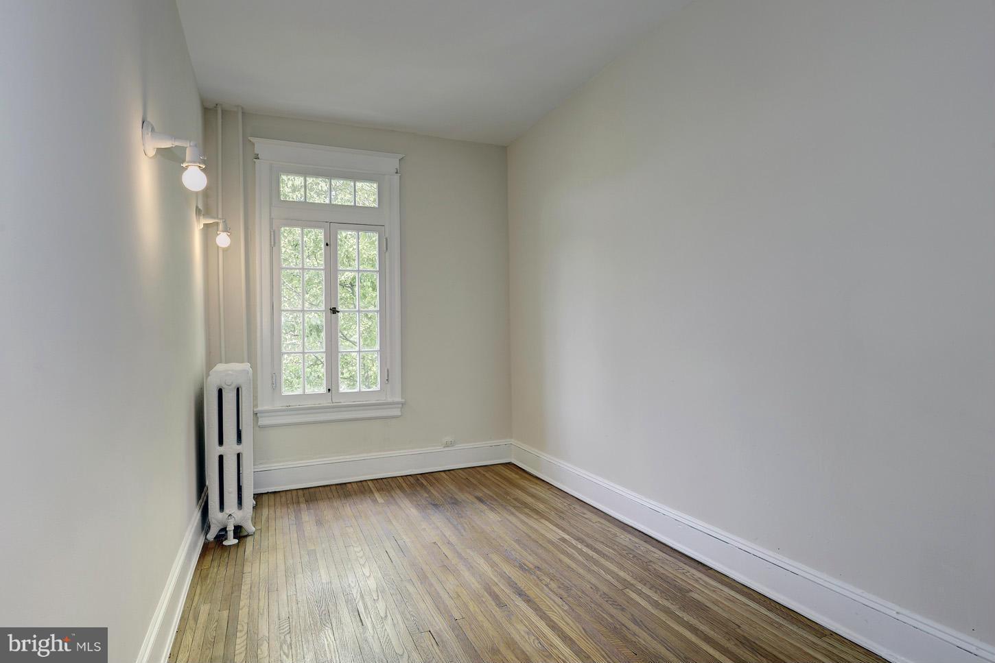 1922 Belmont Road Northwest Washington, DC 20009 - Photo 16 of 20 Bedroom 4