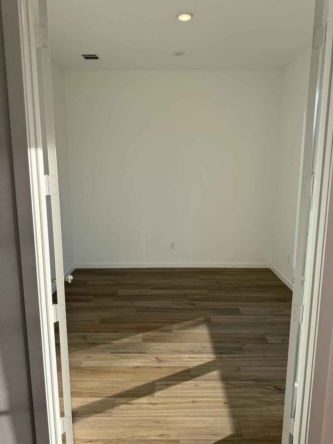 8306 Holly Blue Drive Rosharon, TX 77583 - Photo 6 of 25 a view of wooden floor