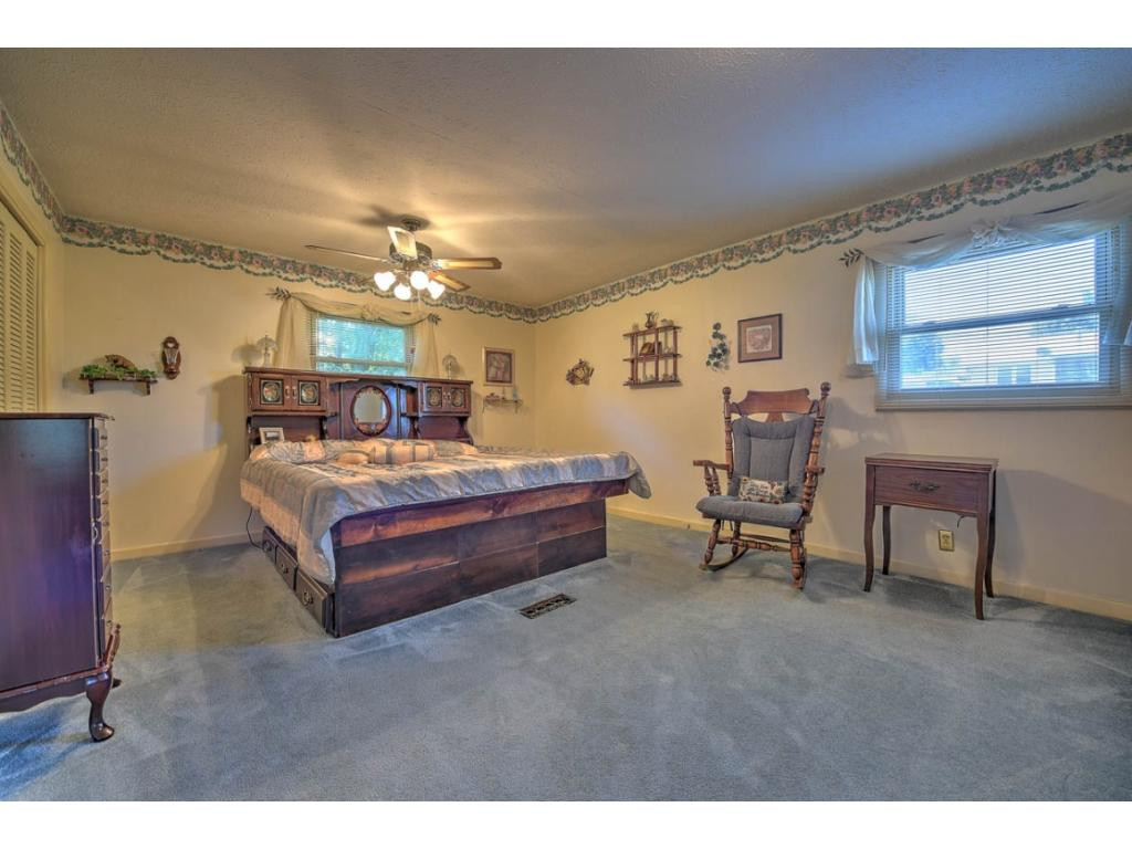 1905 Granby Road Kingsport, TN 37665 - Photo 12 of 26 Photo 12