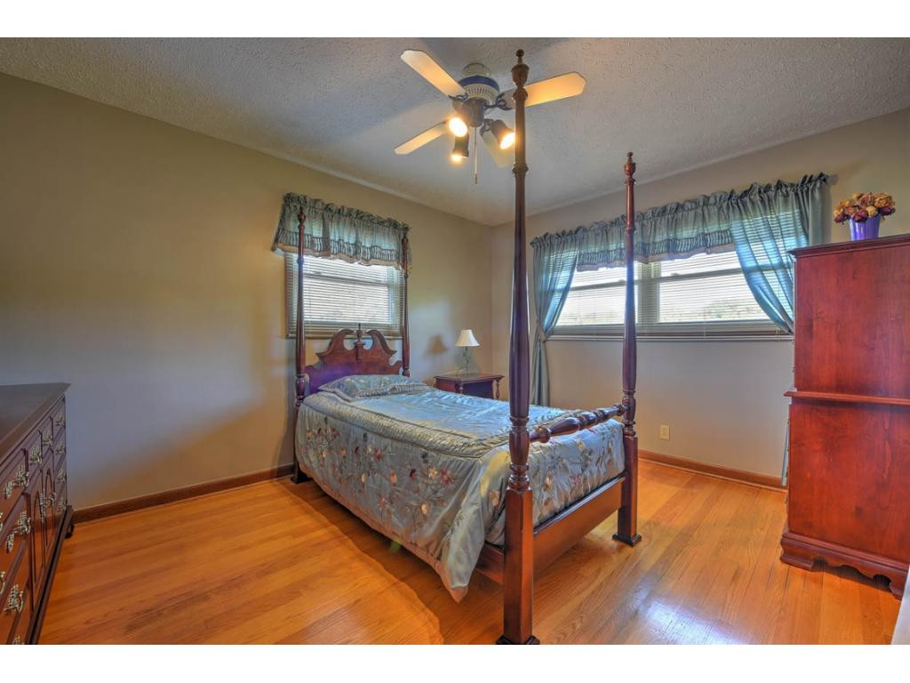 1905 Granby Road Kingsport, TN 37665 - Photo 16 of 26 Photo 16
