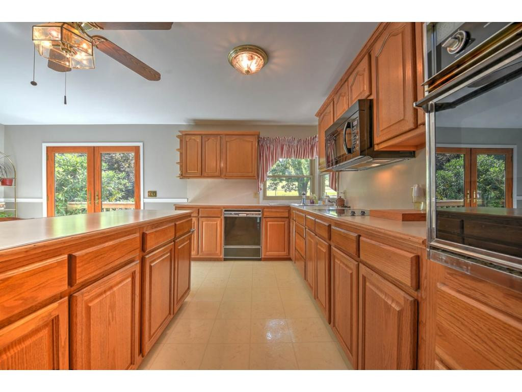 1905 Granby Road Kingsport, TN 37665 - Photo 9 of 26 Photo 9