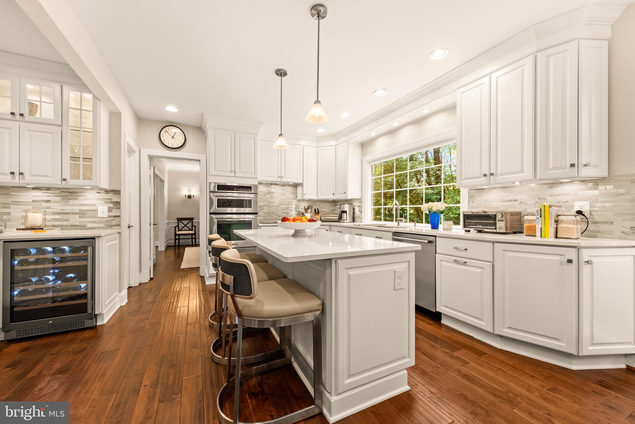 11909 Winstead Lane Reston, VA 20194 - Photo 17 of 60 Fantastic open concept