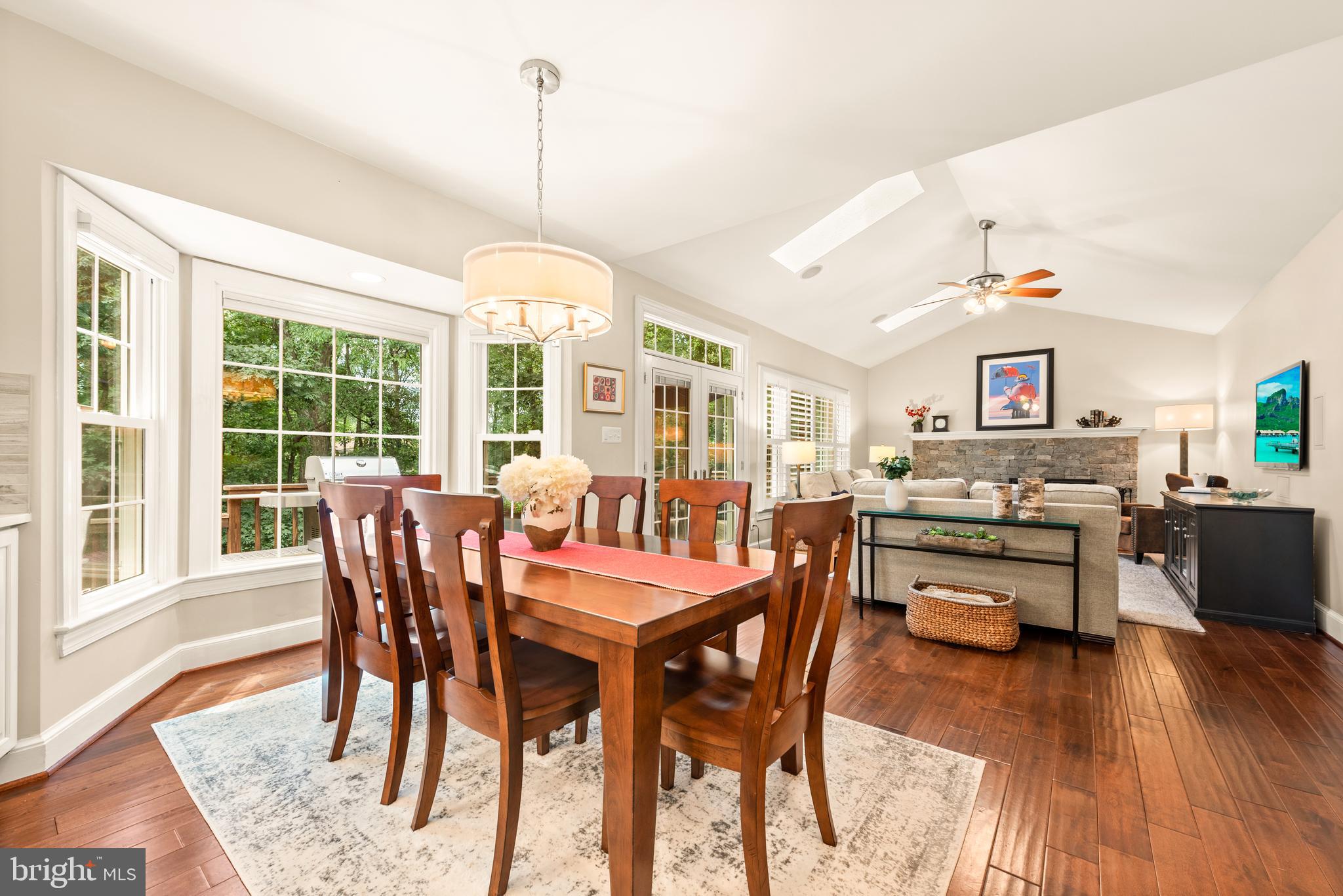 11909 Winstead Lane Reston, VA 20194 - Photo 19 of 60 Open to family room