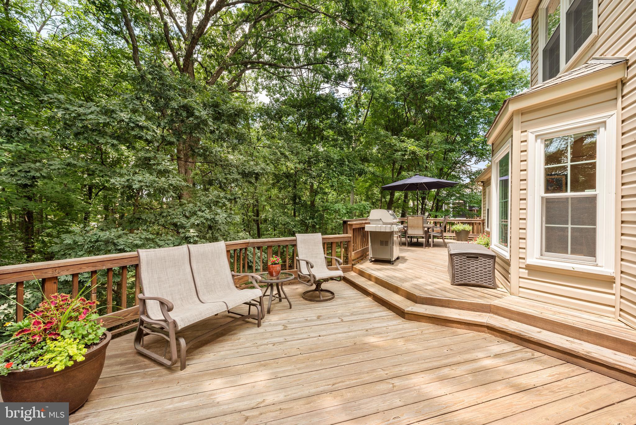 11909 Winstead Lane Reston, VA 20194 - Photo 28 of 60 Great for outdoor entertaining