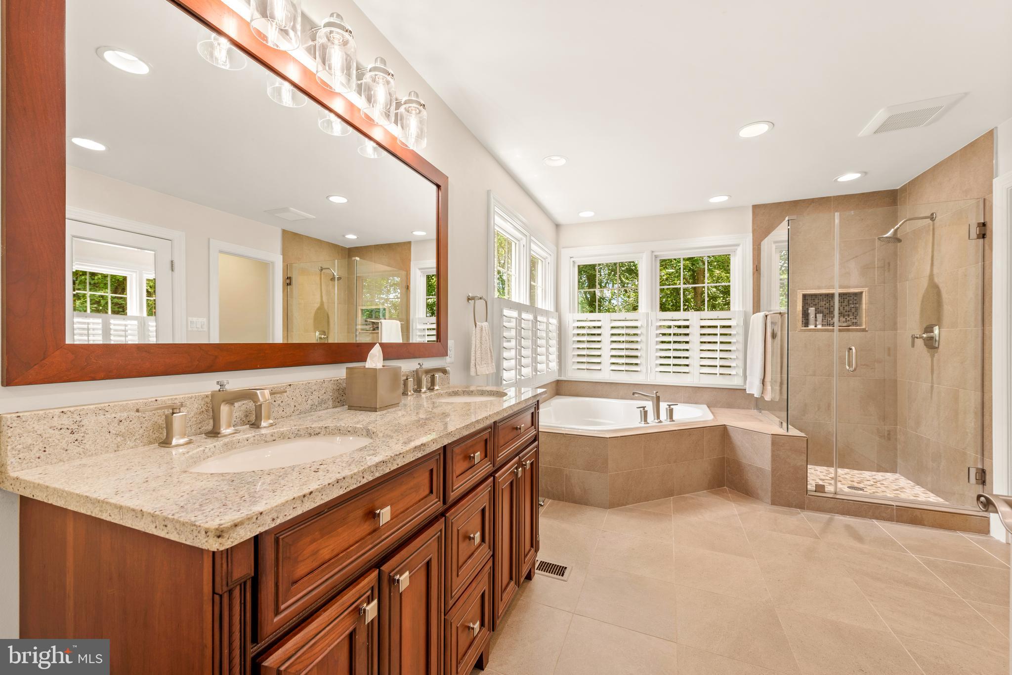 11909 Winstead Lane Reston, VA 20194 - Photo 34 of 60 Two sinks, separate shower