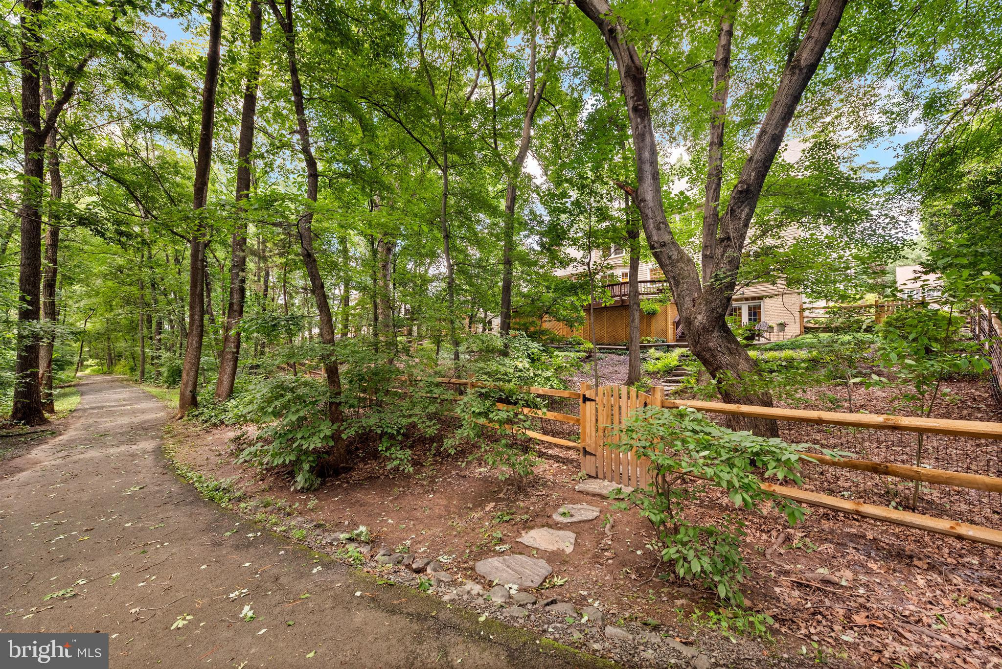 11909 Winstead Lane Reston, VA 20194 - Photo 50 of 60 Reston walking path