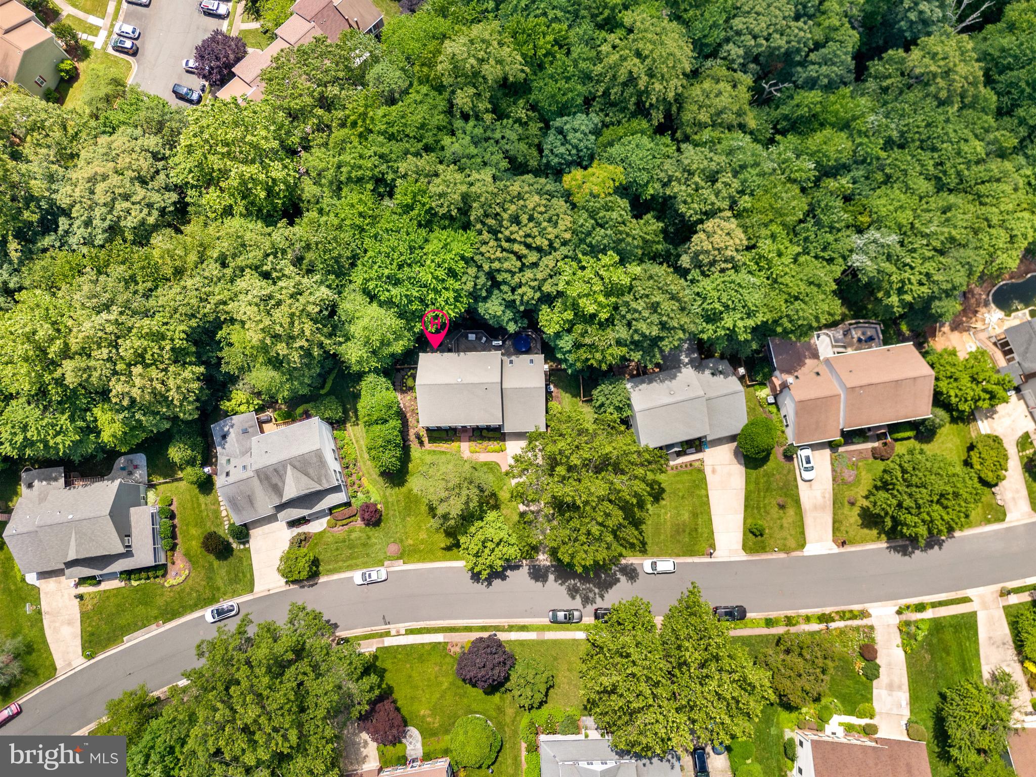 11909 Winstead Lane Reston, VA 20194 - Photo 56 of 60 On a private street