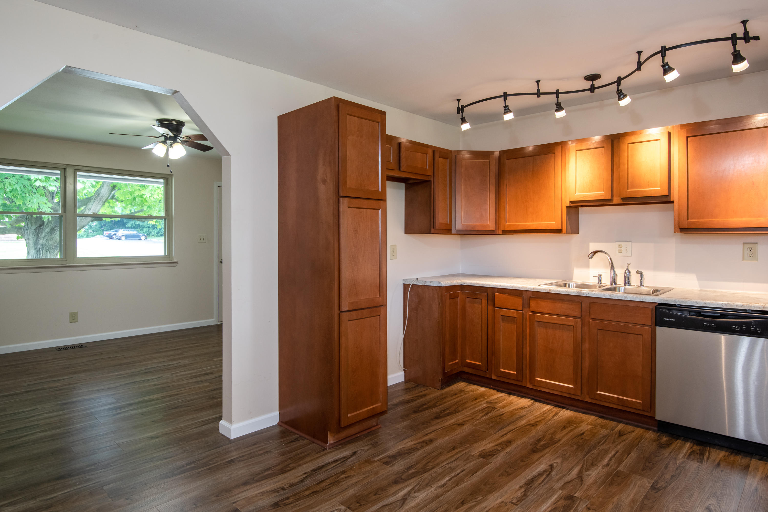 131 West Dayton-Yellow Springs Road Fairborn, OH 45324 - Photo 12 of 33