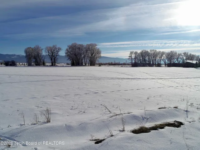 $275,000 | 1234 Dairy Court, Victor, ID 83455