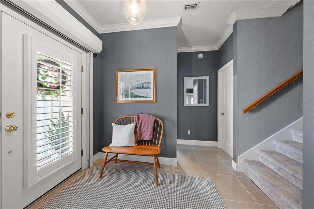 360 Cleveland Avenue Southwest Largo, FL 33770 - Photo 11 of 61