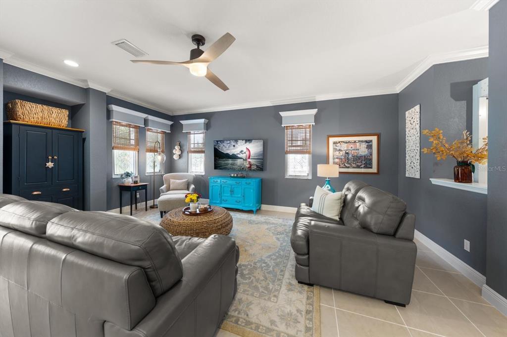 360 Cleveland Avenue Southwest Largo, FL 33770 - Photo 14 of 61