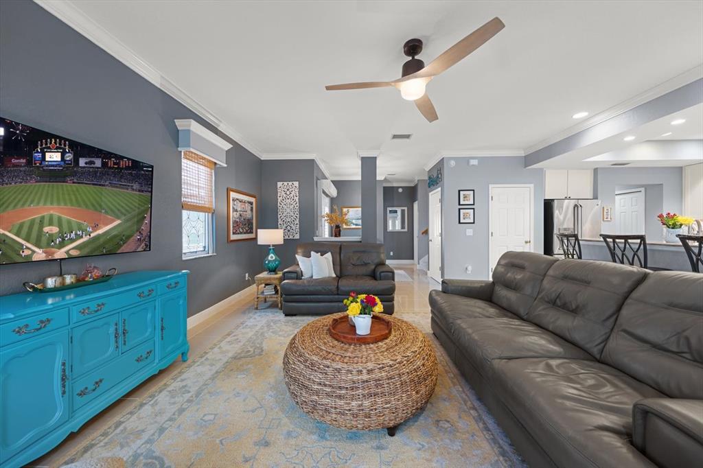 360 Cleveland Avenue Southwest Largo, FL 33770 - Photo 17 of 61