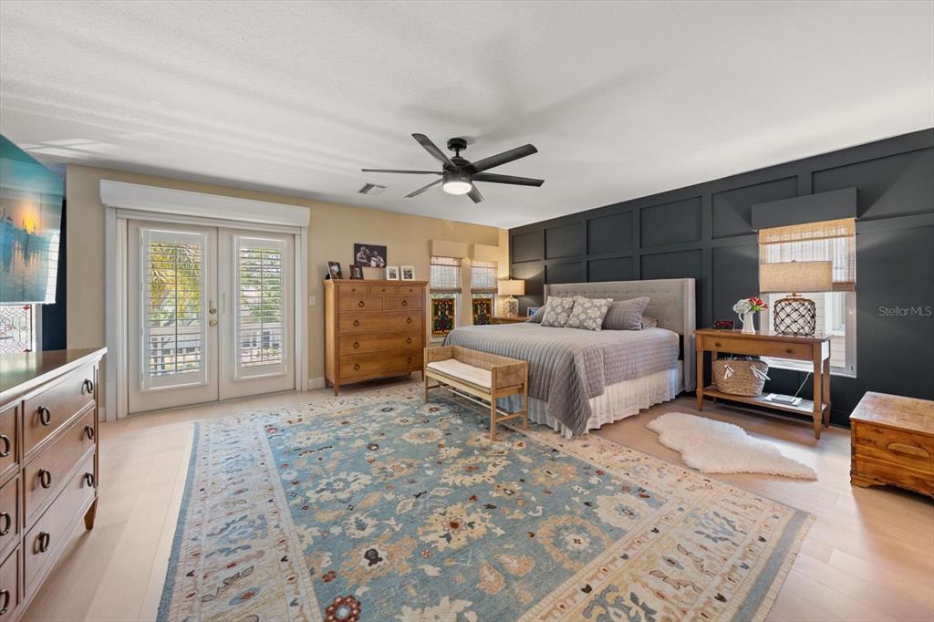 360 Cleveland Avenue Southwest Largo, FL 33770 - Photo 32 of 61