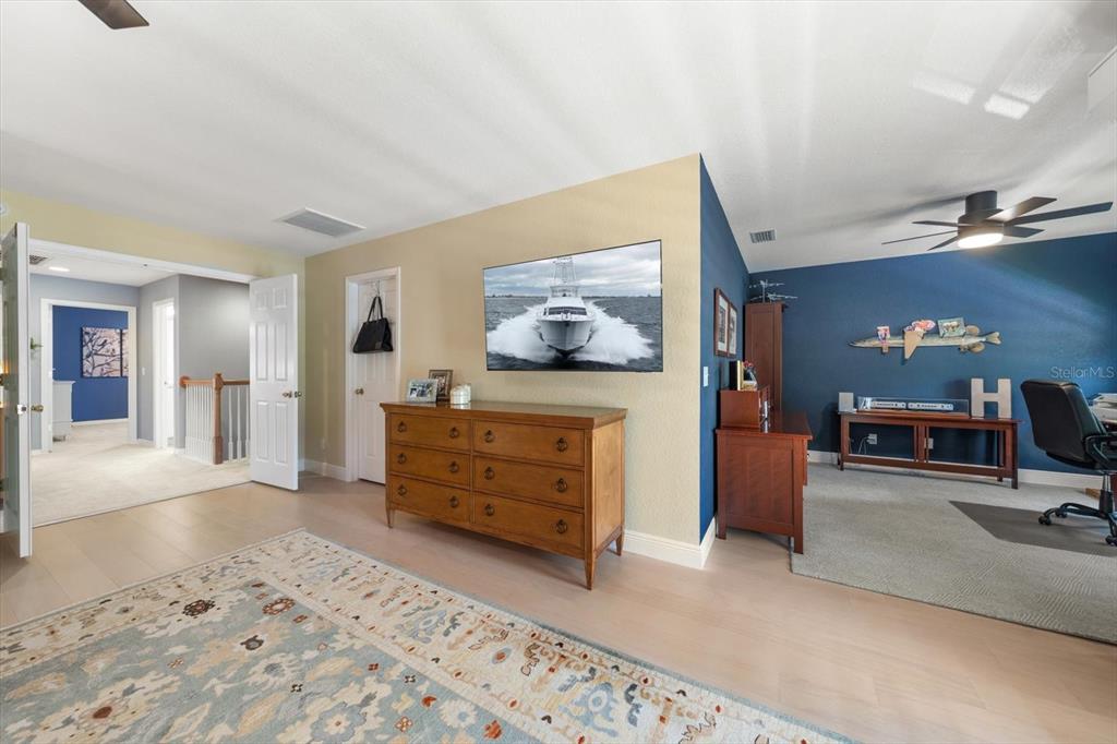 360 Cleveland Avenue Southwest Largo, FL 33770 - Photo 34 of 61