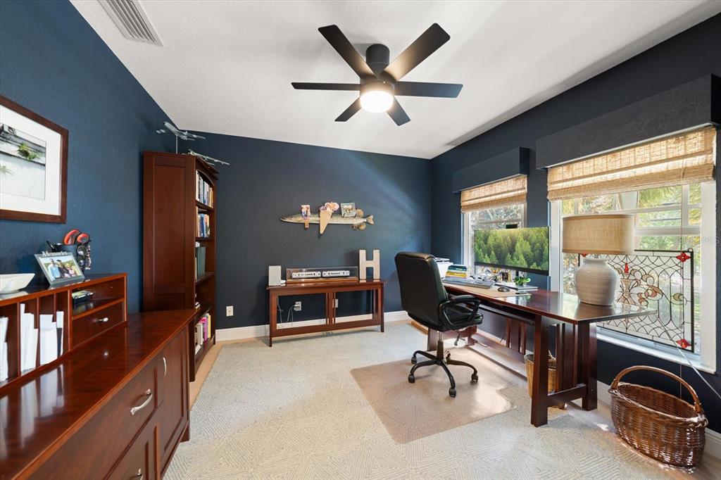 360 Cleveland Avenue Southwest Largo, FL 33770 - Photo 36 of 61