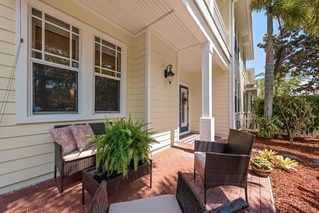 360 Cleveland Avenue Southwest Largo, FL 33770 - Photo 8 of 61