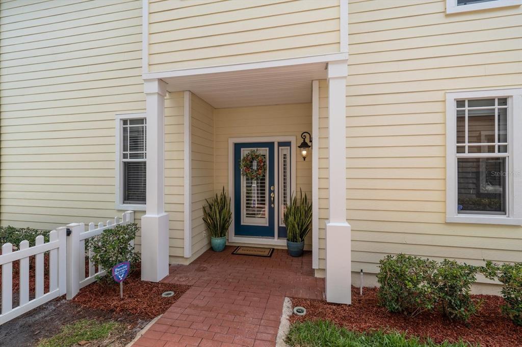 360 Cleveland Avenue Southwest Largo, FL 33770 - Photo 10 of 61