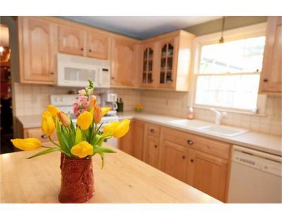 3 Moore Road Hopedale, MA 01747 - Photo 5 of 30 Gallery Image 5