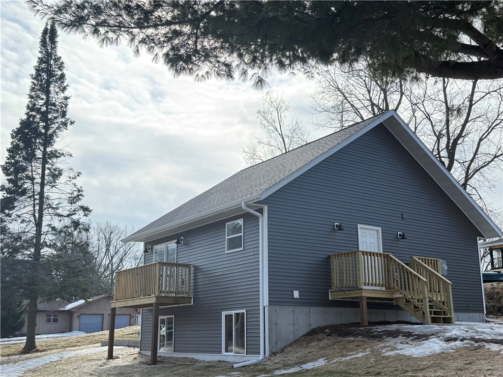 101 7th Avenue Shell Lake, WI 54871 - Photo 4 of 40