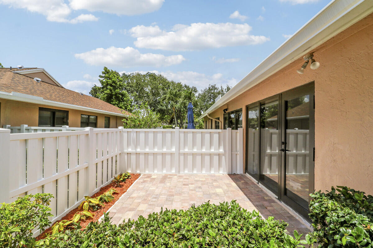 8157 Springtree Road Boca Raton, FL 33496 - Photo 22 of 24 22