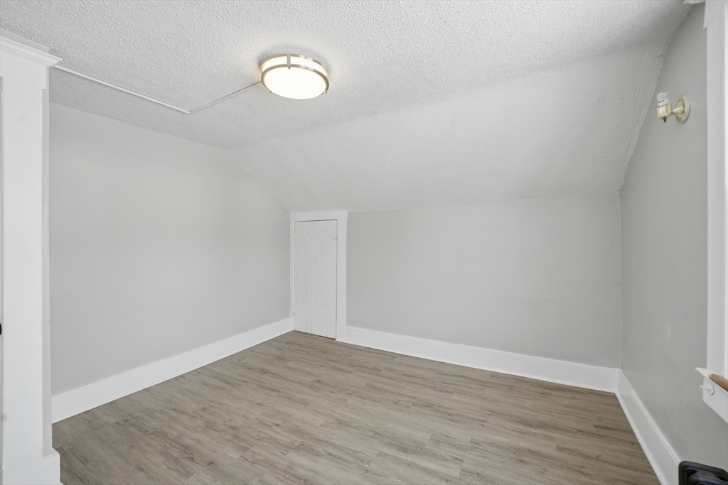 87 Fenwick Street Springfield, MA 01109 - Photo 21 of 28 Gallery Image 21