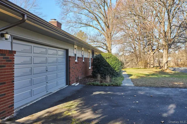 $795,000 | 41 Trinity Place, Rhinebeck, NY 12572