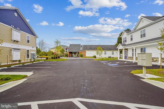 $1,500 | 109 Dundee Avenue, Unit 202, Chester, MD 21619