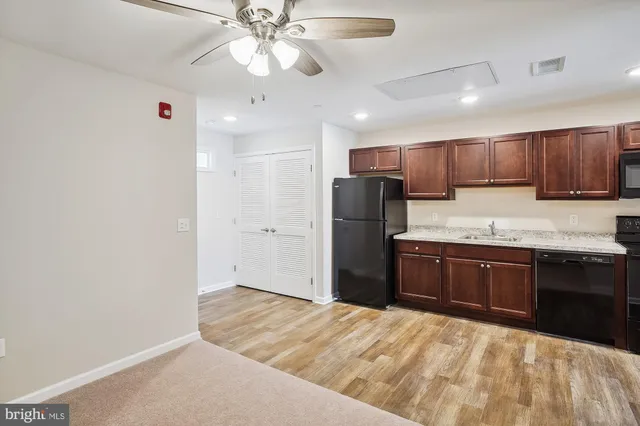 $1,500 | 109 Dundee Avenue, Unit 202, Chester, MD 21619