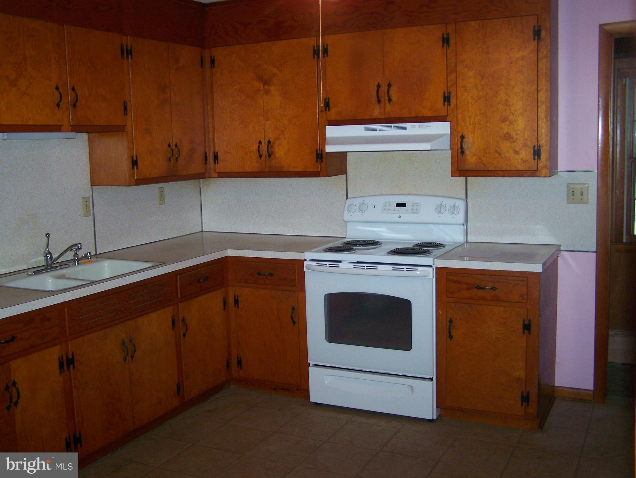 2030 East Deep Run Road Manchester, MD 21102 - Photo 11 of 25 Kitchen