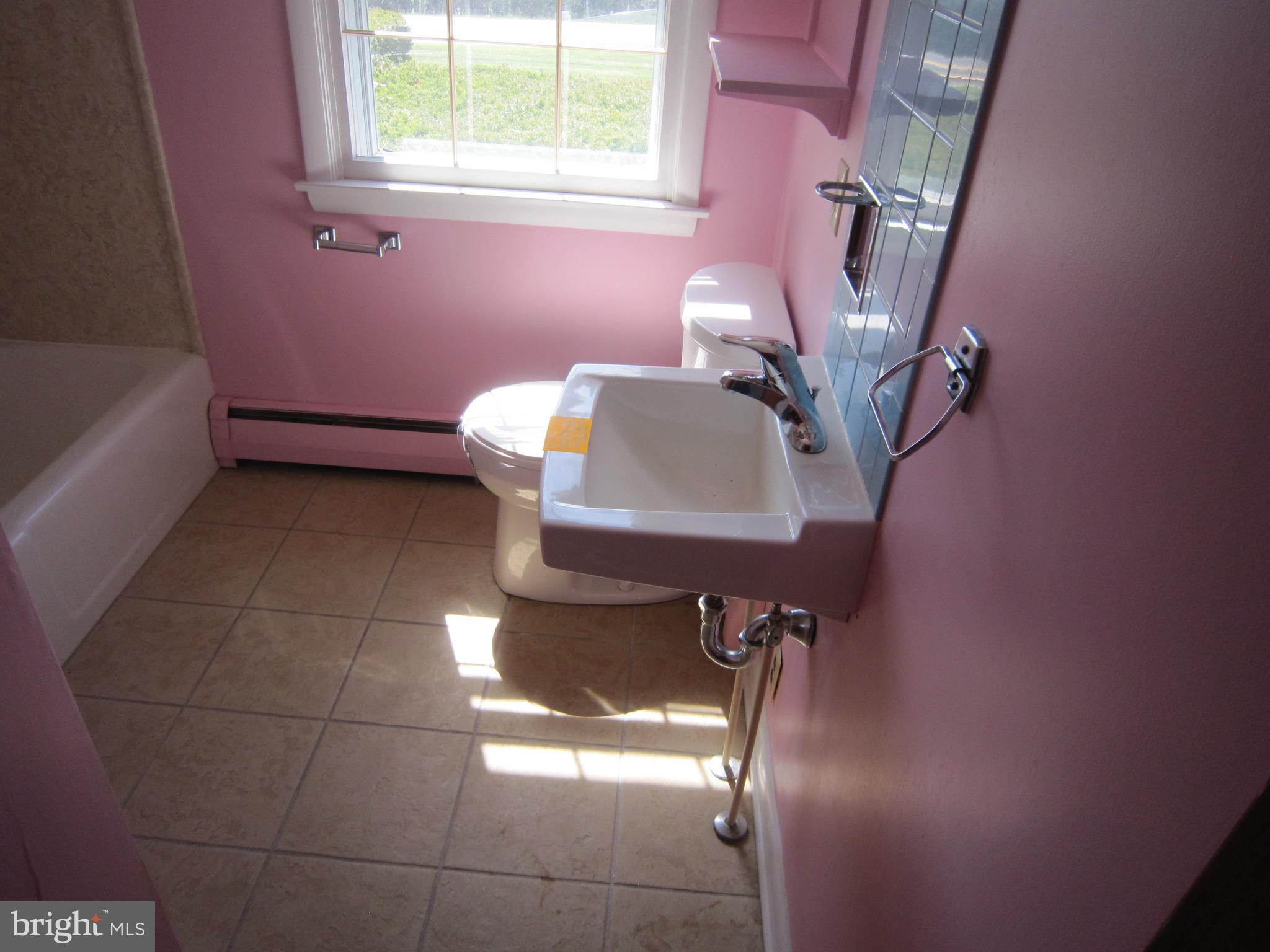 2030 East Deep Run Road Manchester, MD 21102 - Photo 15 of 25 Bath