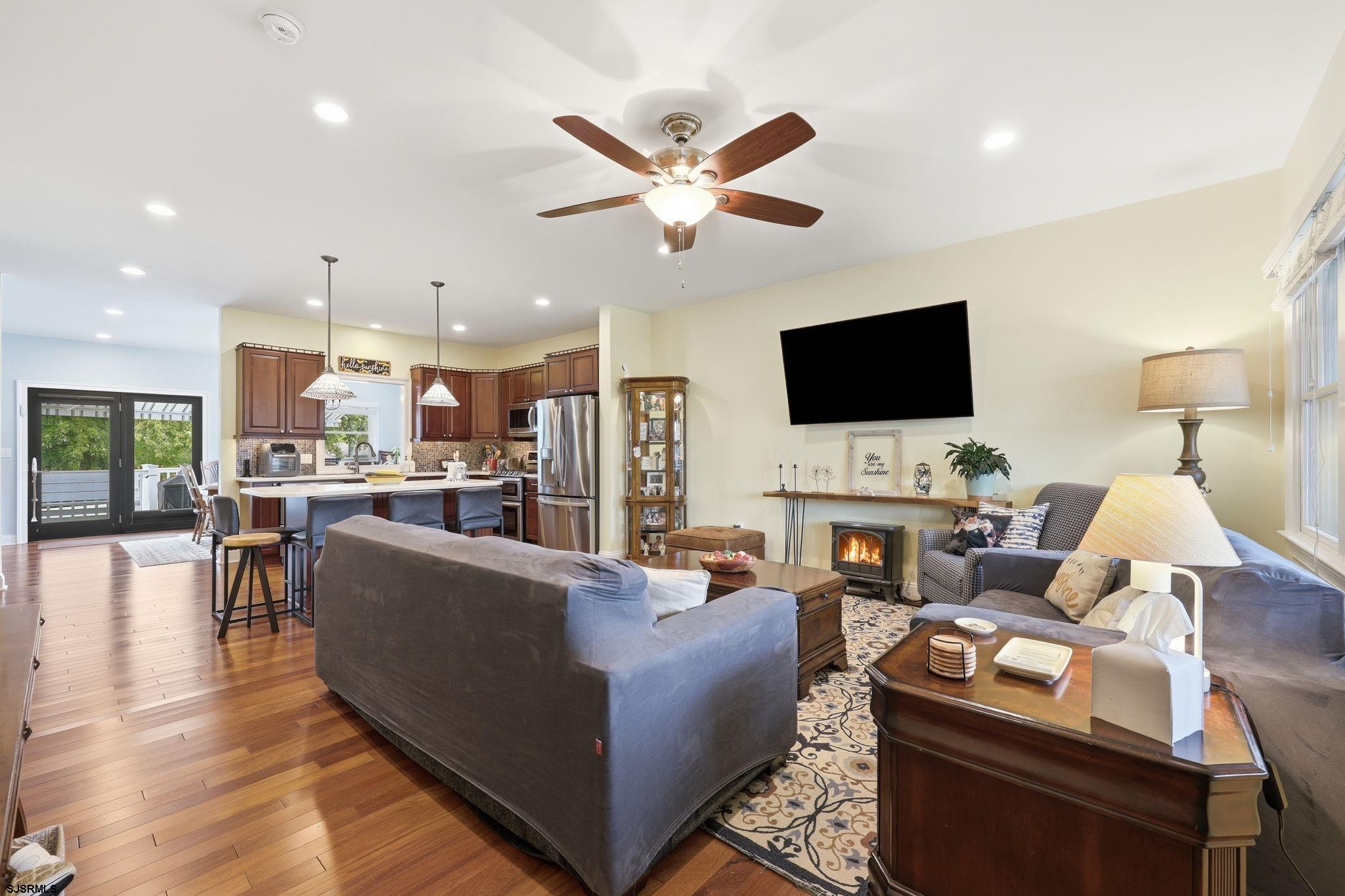 16 Fresh Spring Cove Somers Point, NJ 08244 - Photo 3 of 77 Gallery Image 3