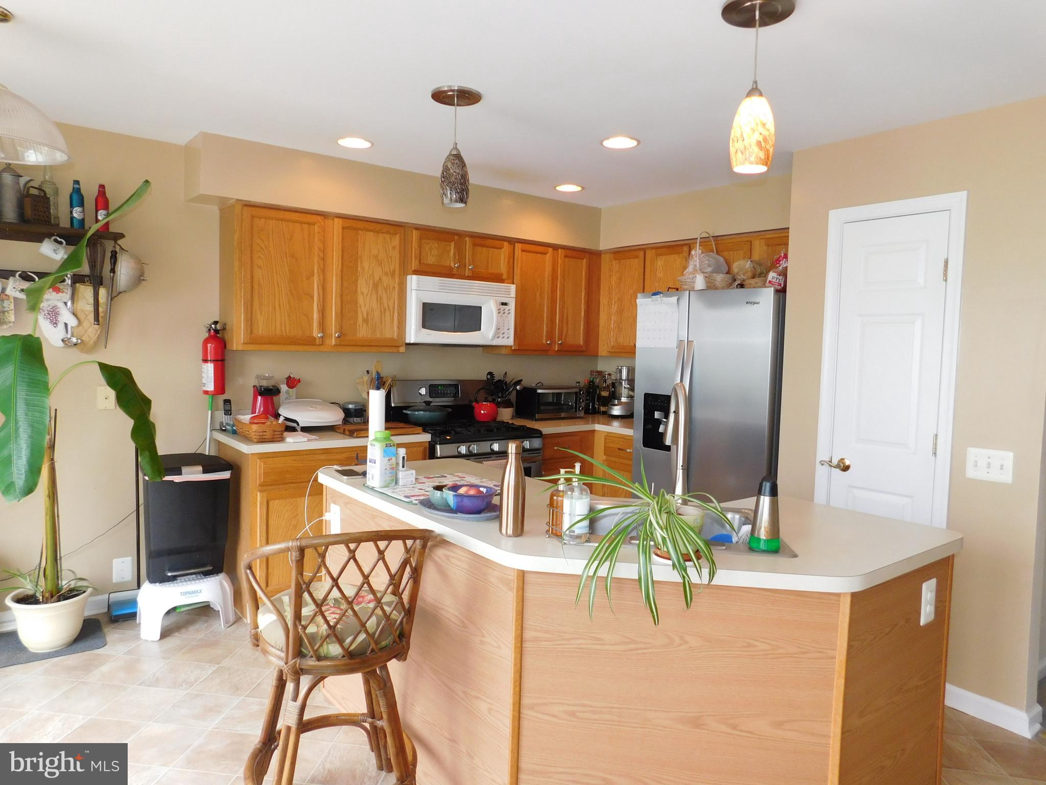 13 Sun Haven Place Riverside, NJ 08075 - Photo 15 of 31 Kitchen with gas range