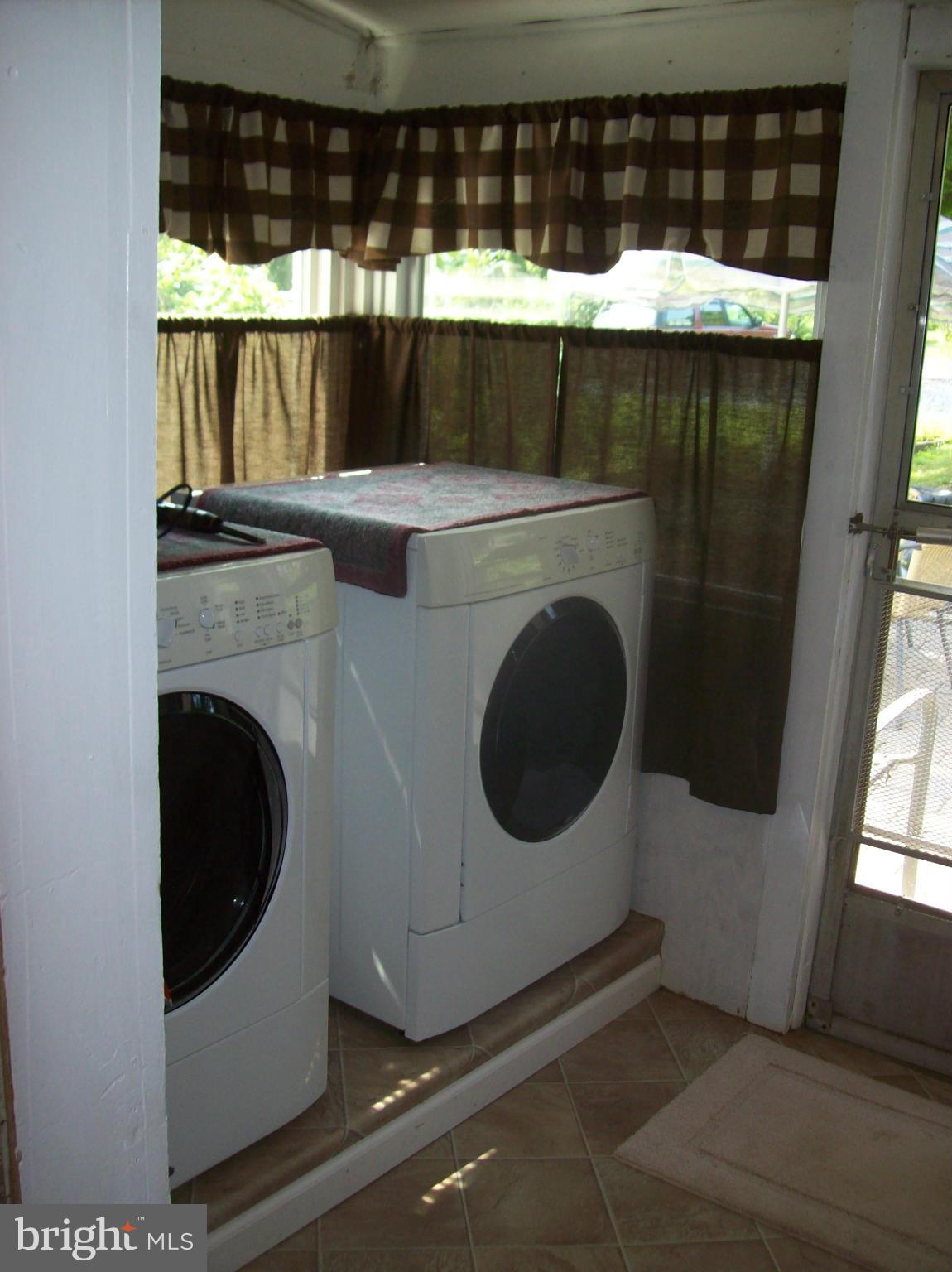 16170 Kelbaugh Road Thurmont, MD 21788 - Photo 18 of 24 Laundry Area