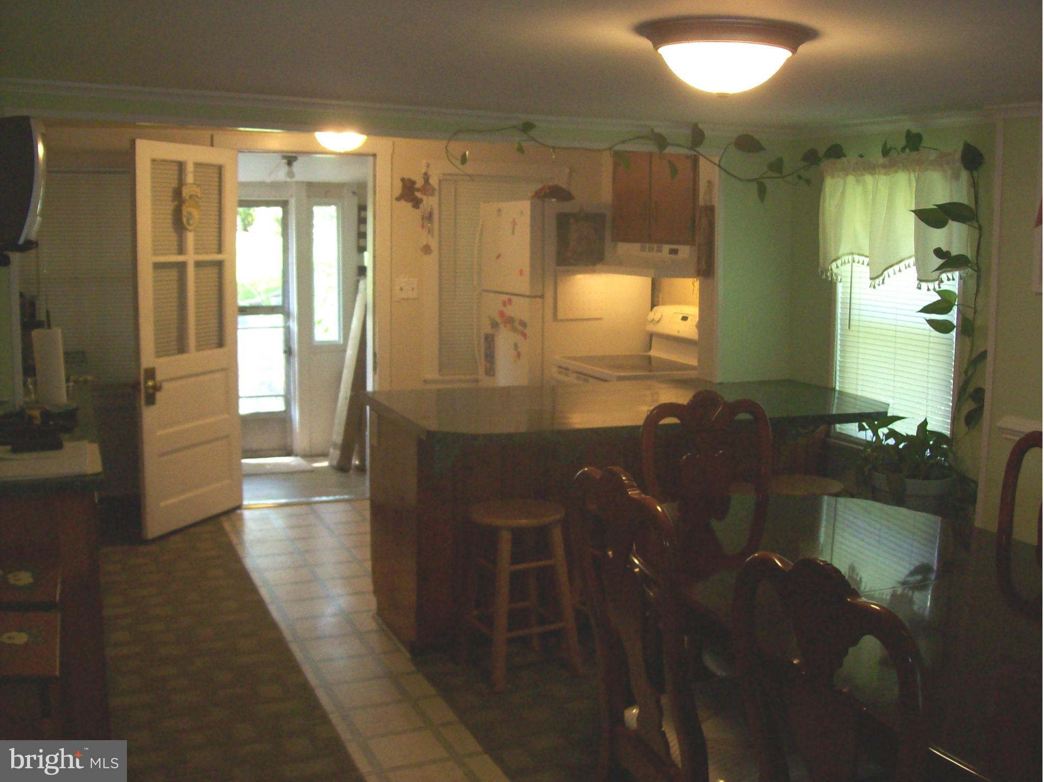 16170 Kelbaugh Road Thurmont, MD 21788 - Photo 23 of 24 Kitchen