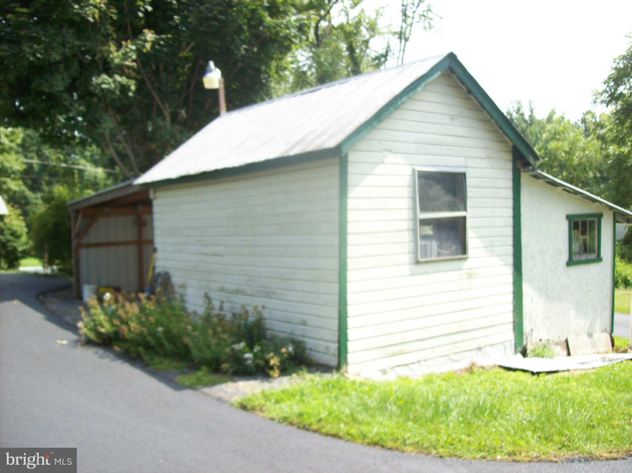 16170 Kelbaugh Road Thurmont, MD 21788 - Photo 4 of 24 Exterior (General)