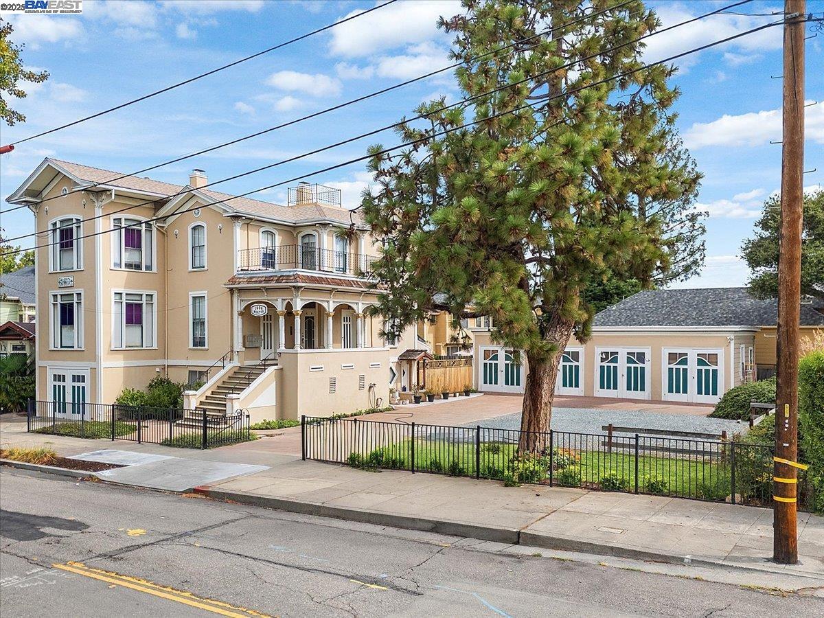 1606 Morton Street Alameda, CA 94501 - Photo 2 of 48