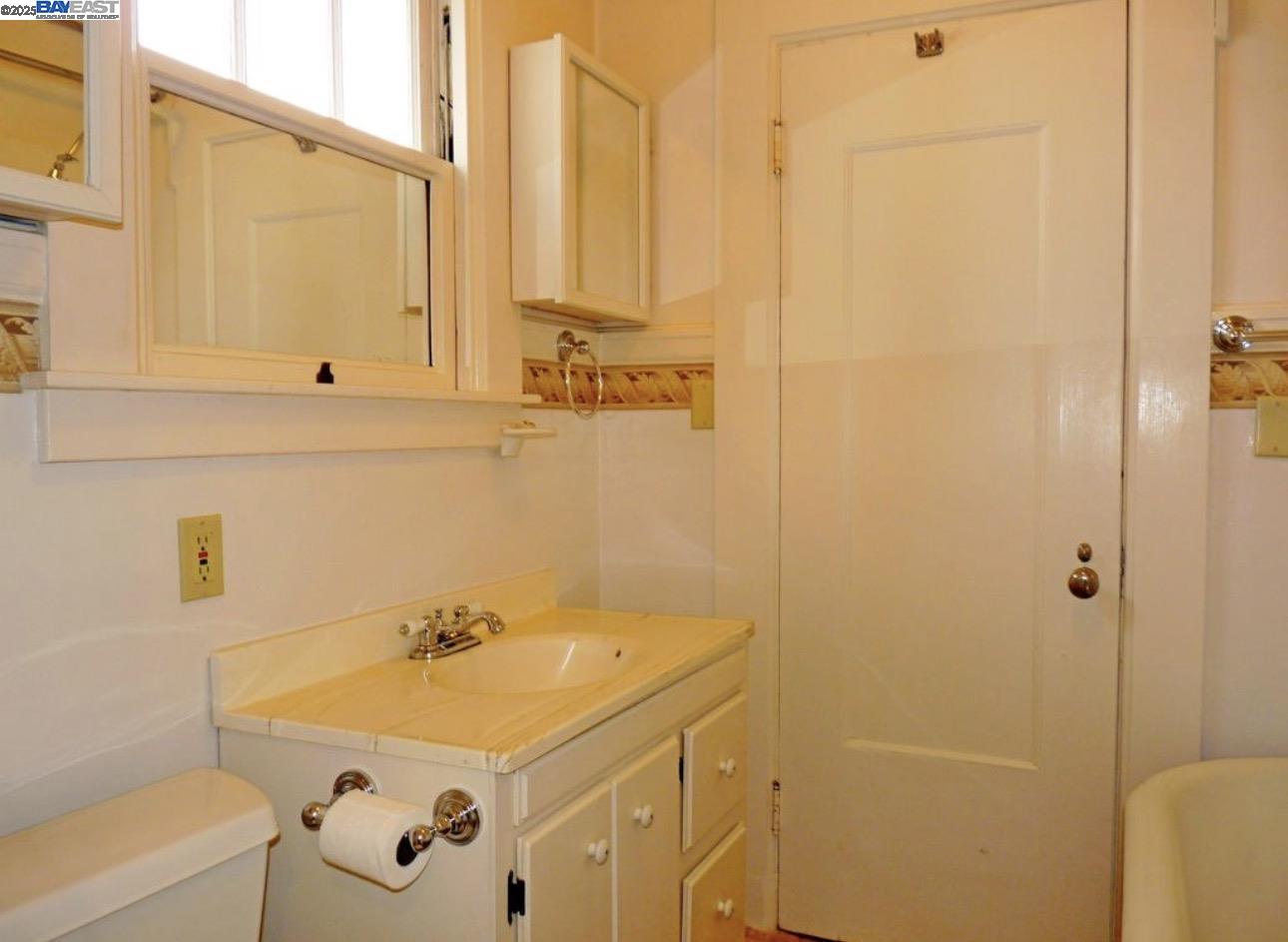 1606 Morton Street Alameda, CA 94501 - Photo 28 of 48