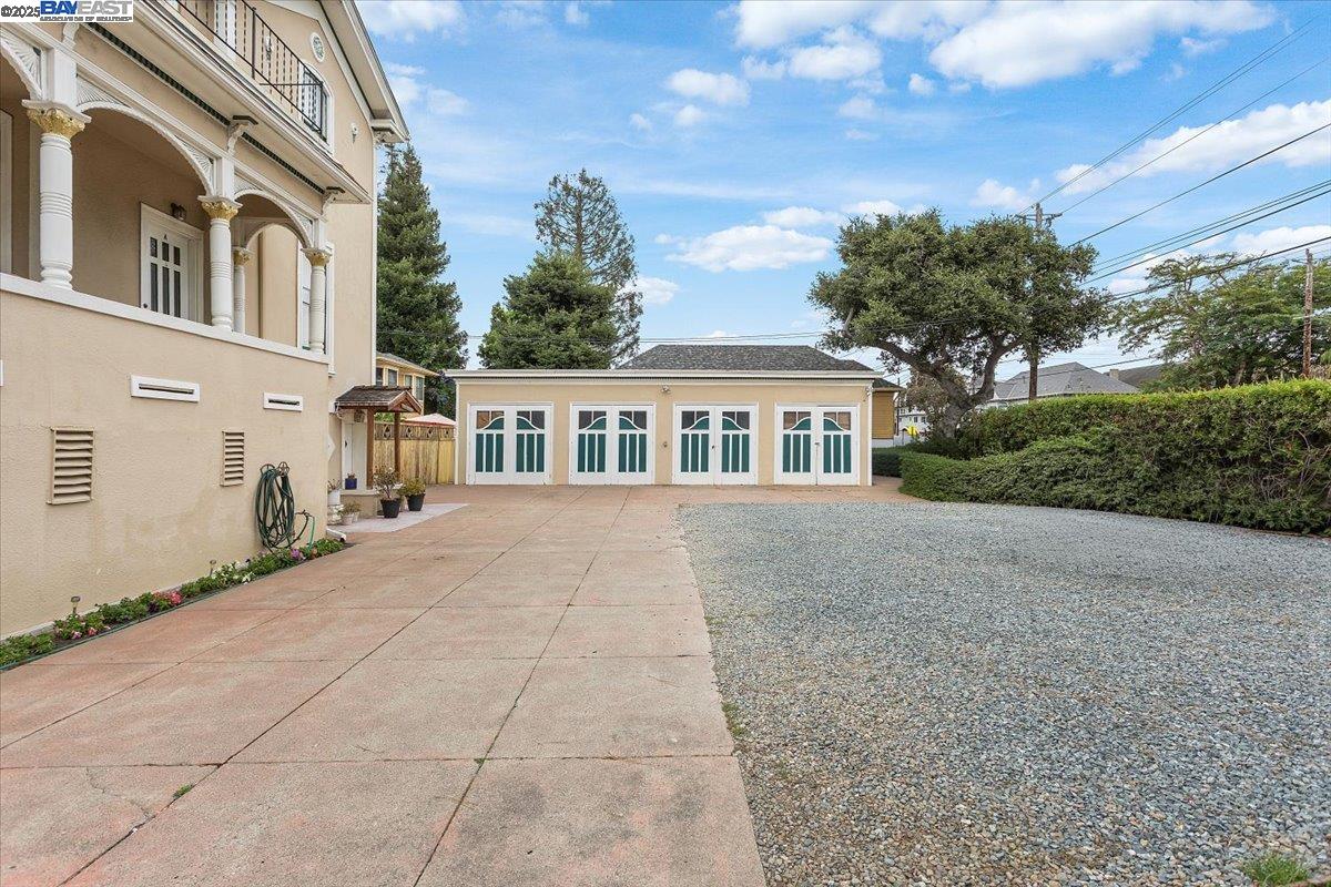 1606 Morton Street Alameda, CA 94501 - Photo 3 of 48