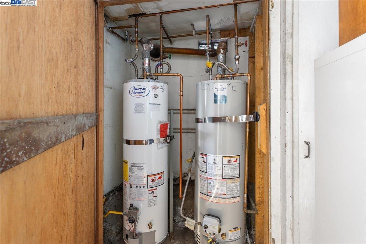 1606 Morton Street Alameda, CA 94501 - Photo 46 of 48 a utility room with dryer and washer
