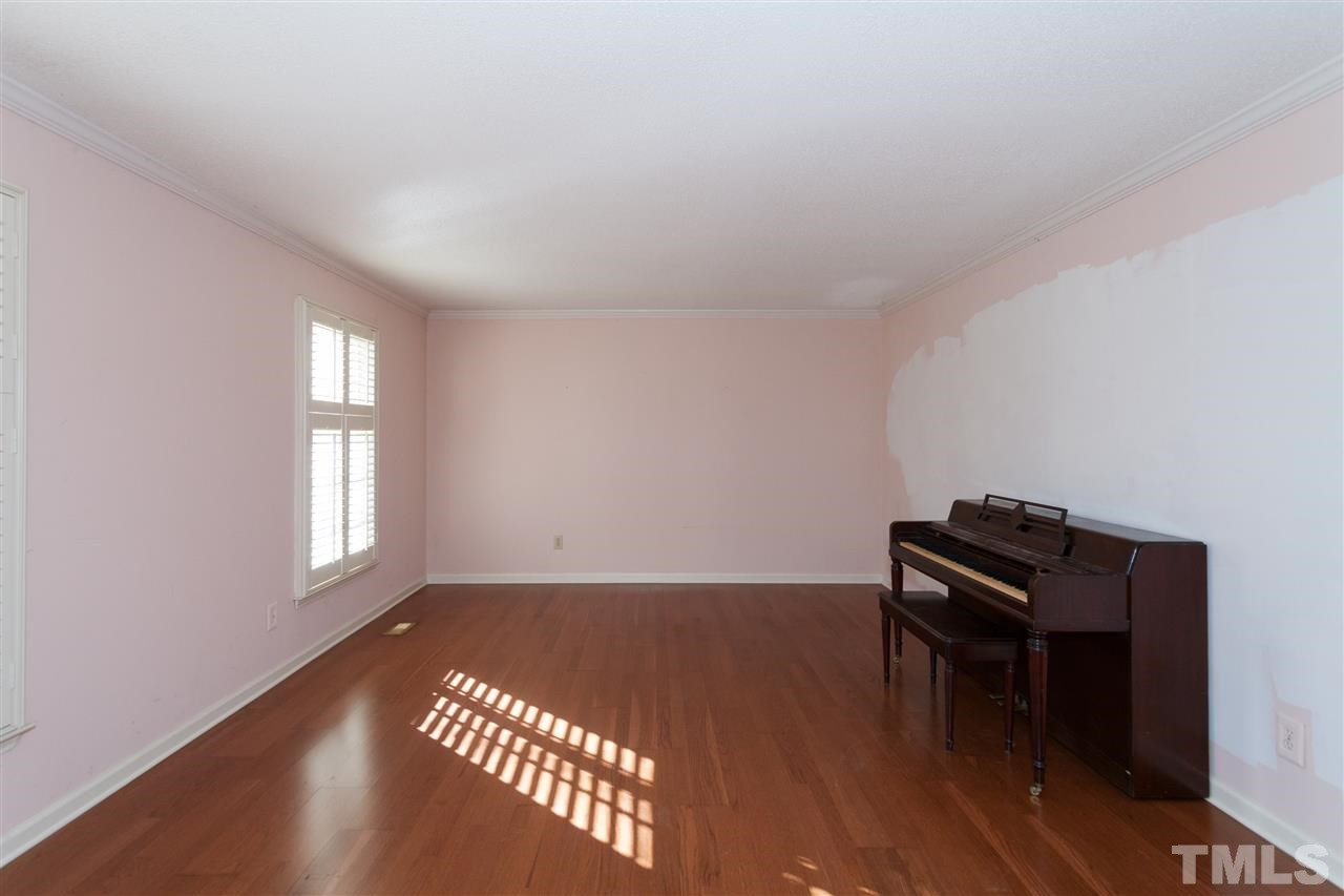 5827 Russell Road Durham, NC 27712 - Photo 4 of 25 Family Room