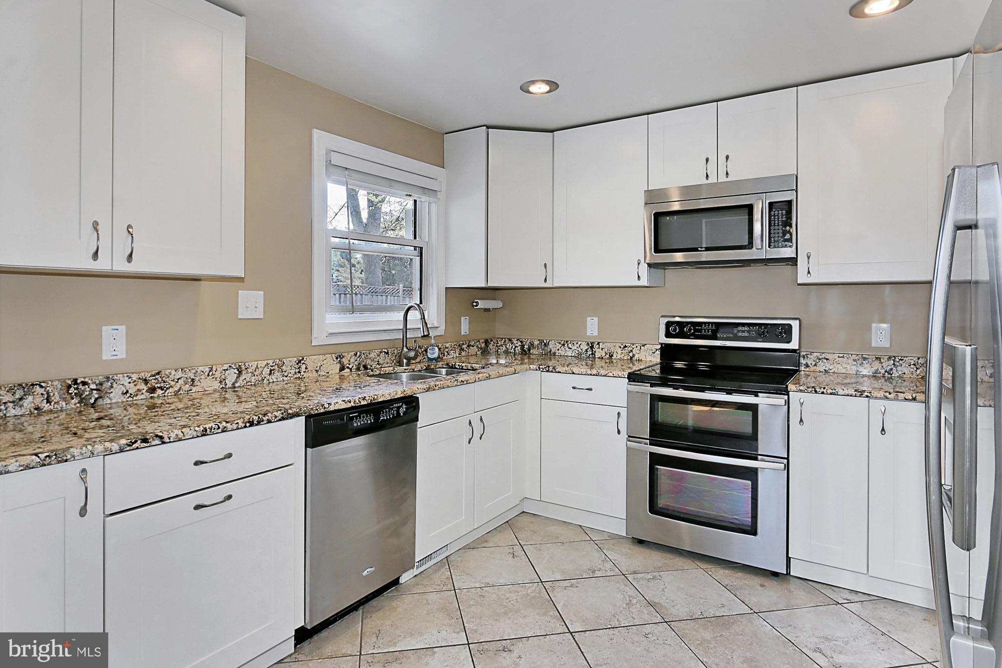 6731 Front Royal Road Springfield, VA 22151 - Photo 13 of 47 Beautiful granite counters