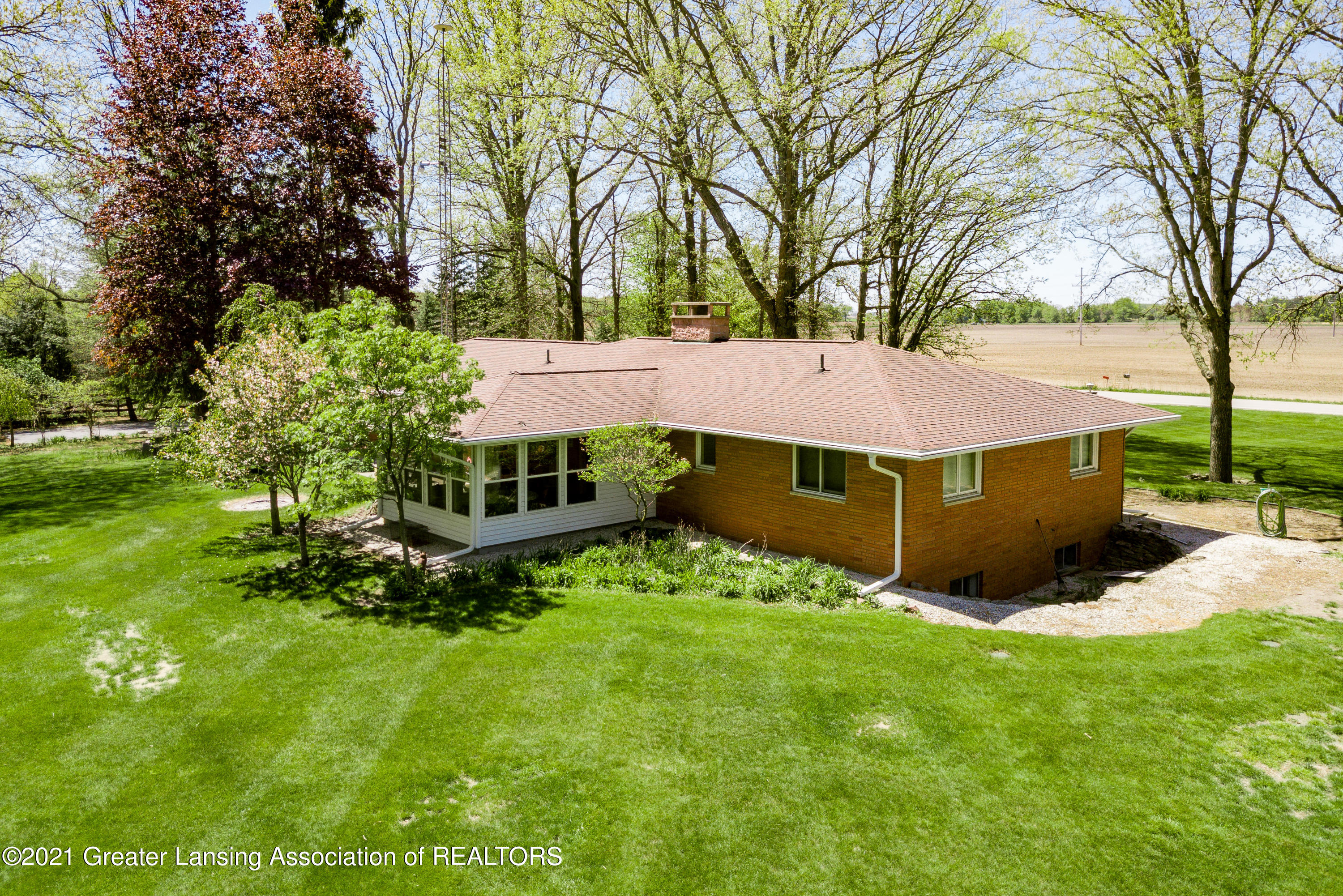 215 South Alger Road Ithaca, MI 48847 - Photo 18 of 56 215 S Alger Ithaca MI-123