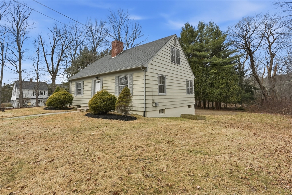 75 North Road Hampden, MA 01036 - Photo 4 of 42 Gallery Image 4