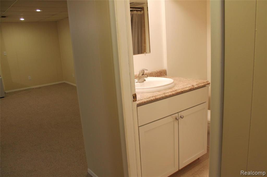 1826 Streamedge Court Rochester Hills, MI 48309 - Photo 37 of 50