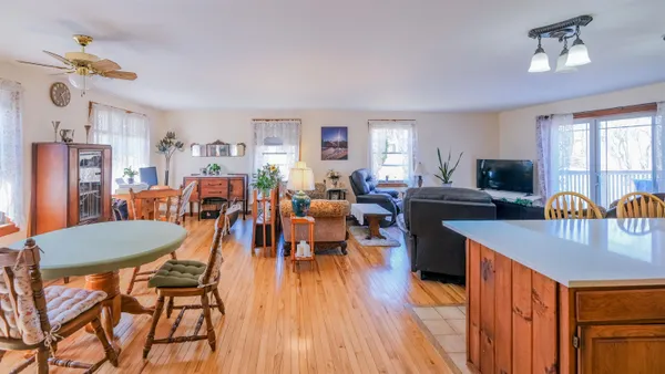 $575,000 | 97 Frost Hill Road, Mount Holly, VT 05730