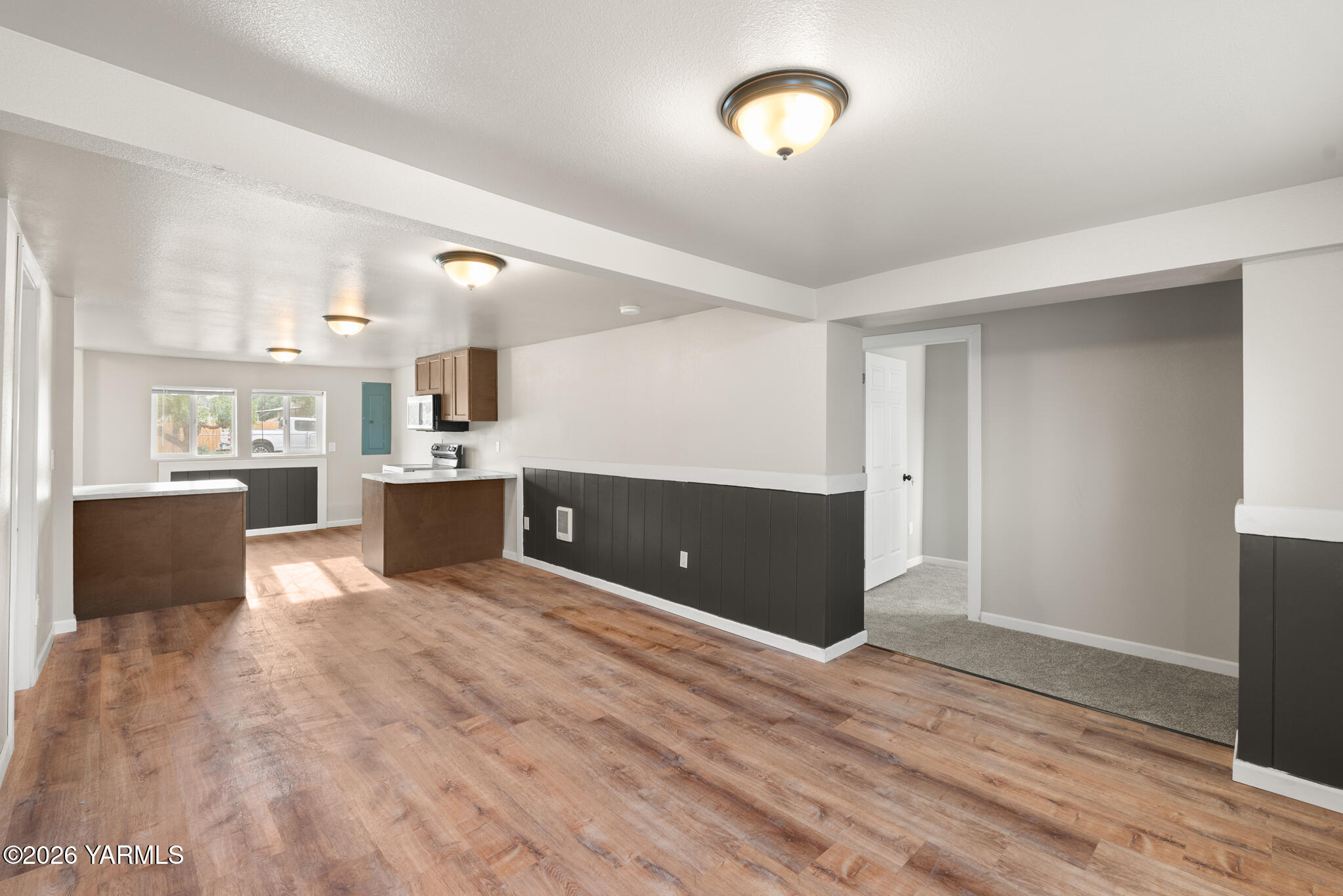 111 South H Street Toppenish, WA 98948 - Photo 6 of 31 DSM00036