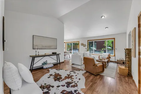 $925,000 | 10399 Becket Place, Truckee, CA 96161