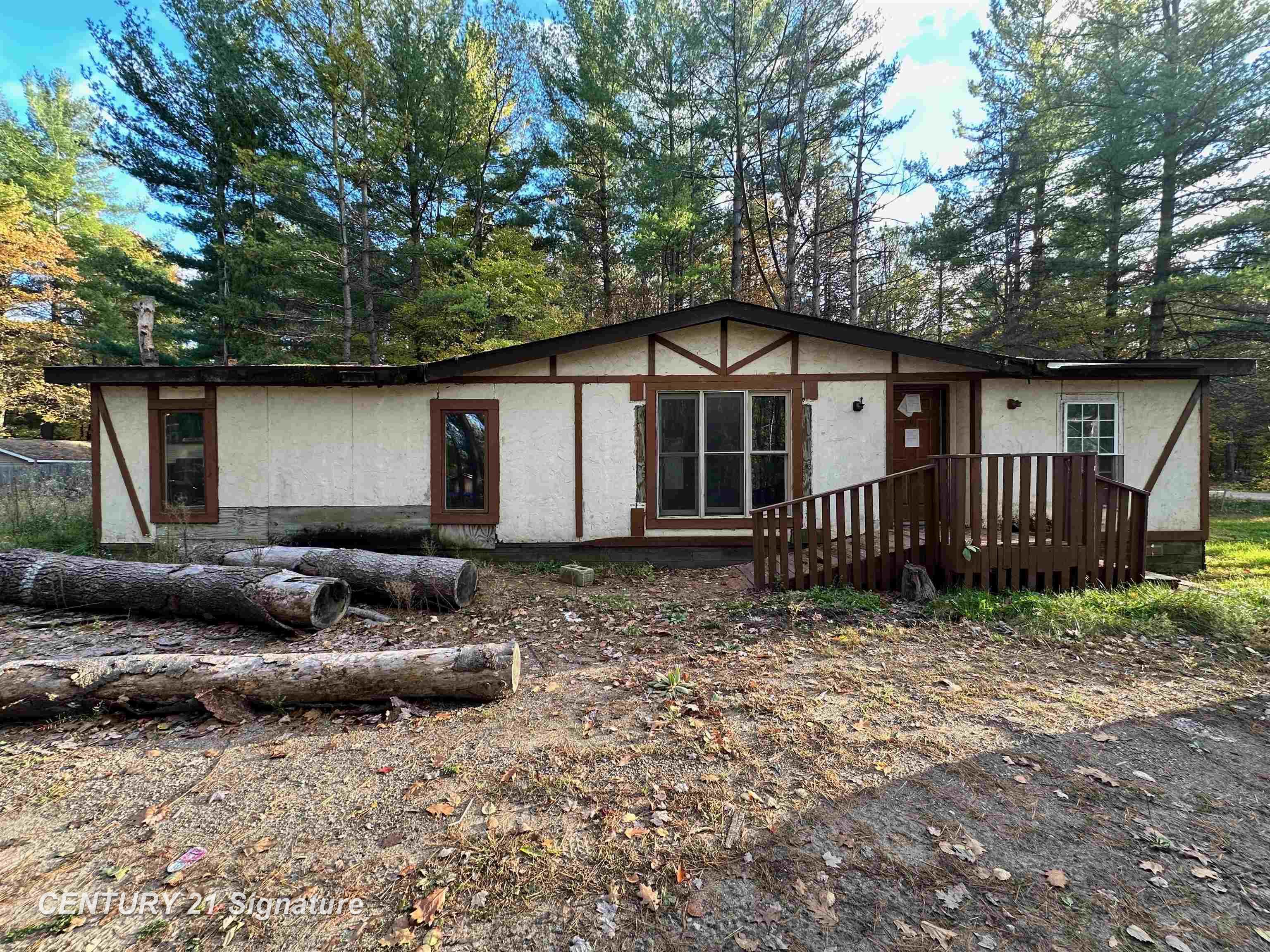 1665 Hay Road Beaverton, MI 48612 - Photo 1 of 18