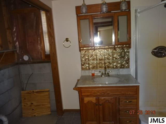 5900 Stimson Road Eaton Rapids, MI 48827 - Photo 16 of 33 Photo 16