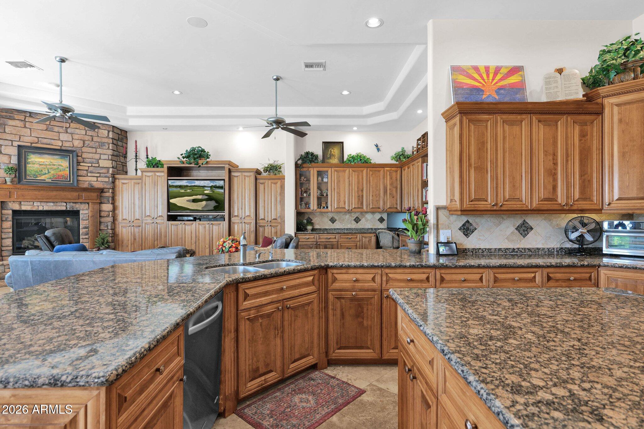 3453 East Decatur Street Mesa, AZ 85213 - Photo 17 of 77 47-web-or-mls-P1043288